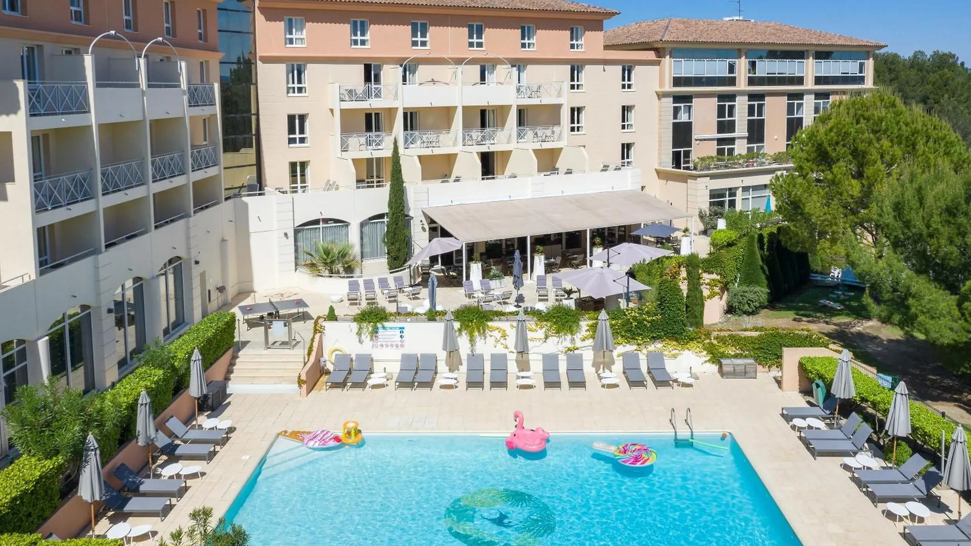 Hotel Birdy By Happyculture Aix-en-Provence 4*,