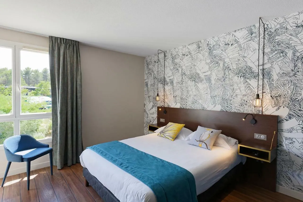 ****  Hotel Birdy By Happyculture Aix-en-Provence France